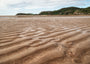 Fine Art Print eines schottischen Strandes entlang des North Coast 500 und die Kueste im Hintergrund